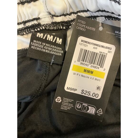 Under Armour Womens Medium Black White 4.5" Maquina 3.0 Shorts Activewear O11-20 - Picture 7 of 7